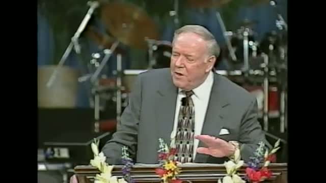 Kenneth E. Hagin - Campmeeting 1997